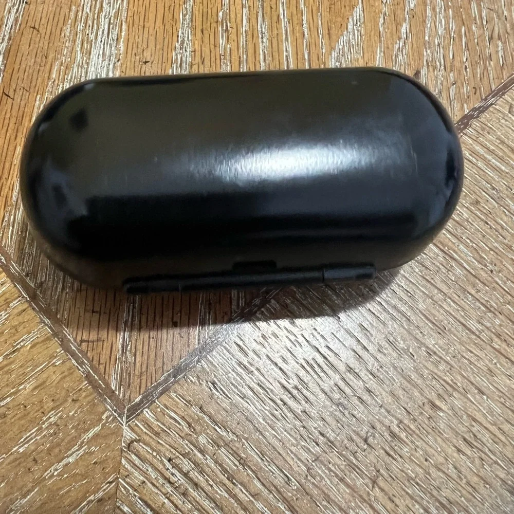 Clear Tru Wireless Earbuds (Just the left side)